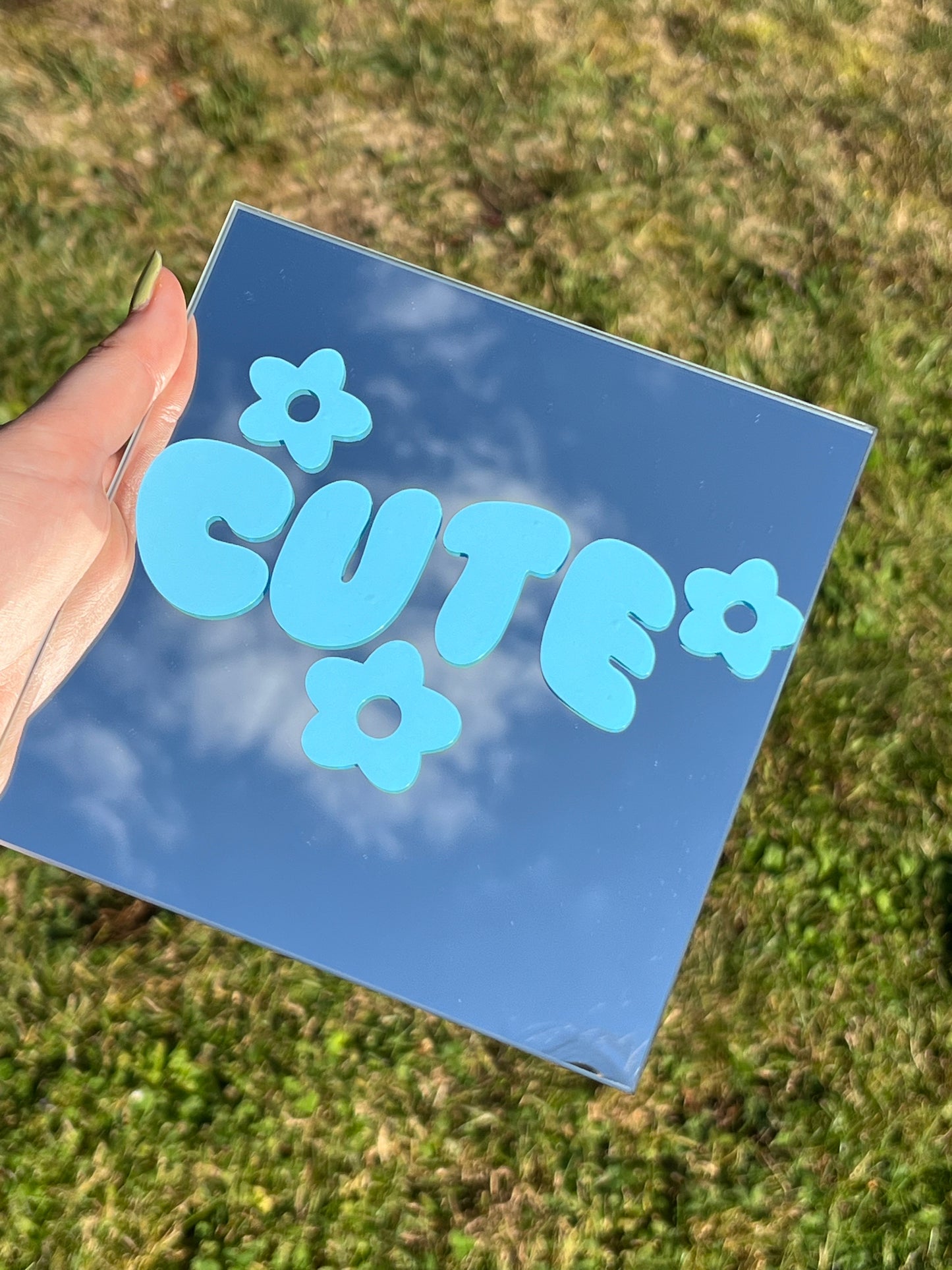 Spiegel "Cute"