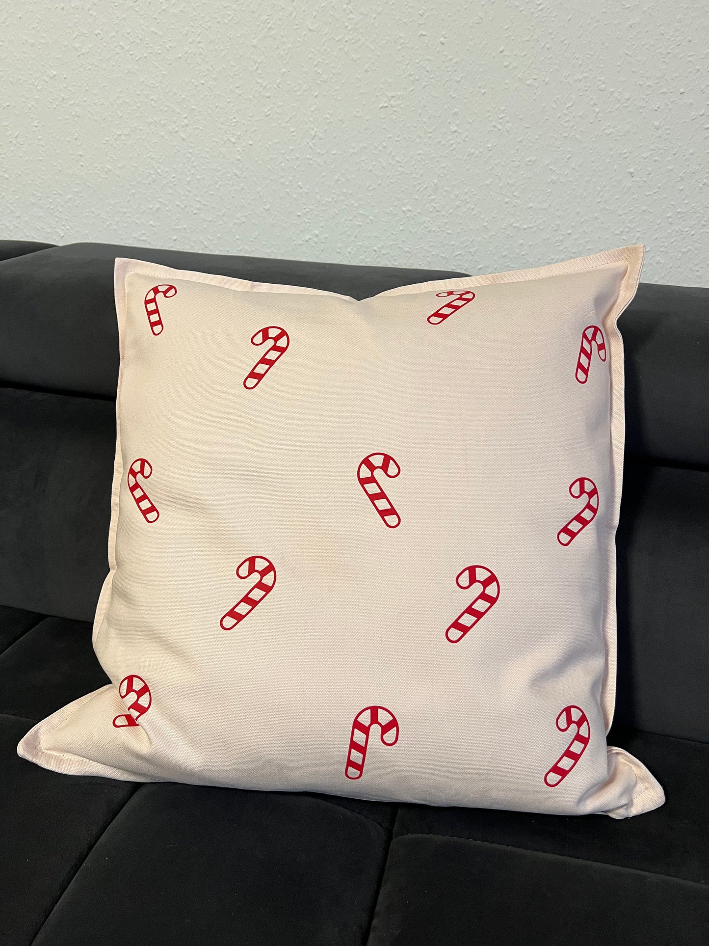 Kissen mit Zuckerstangen