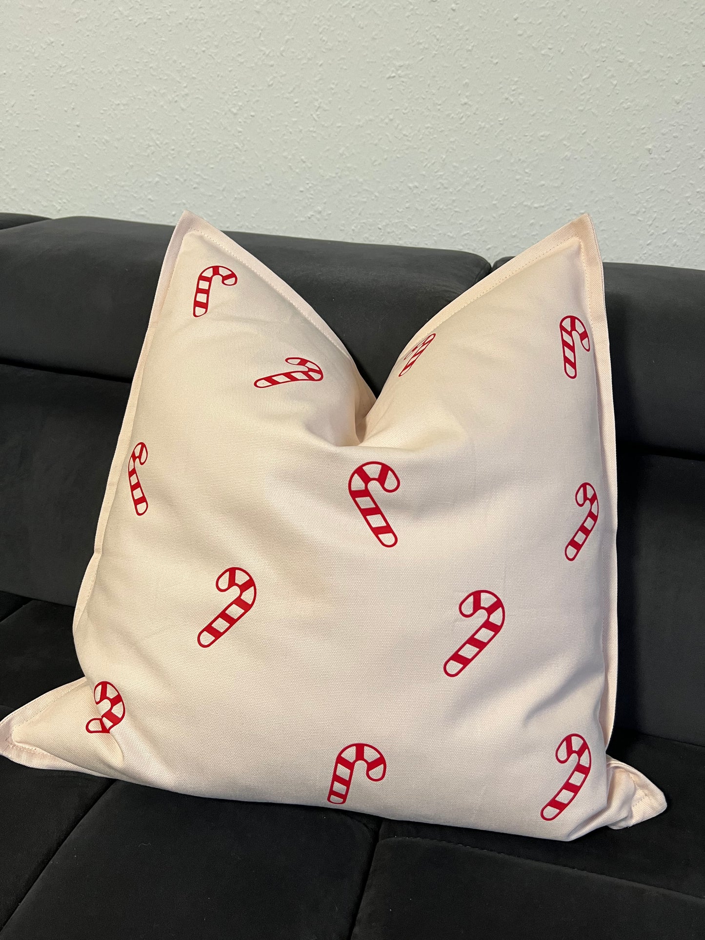 Kissen mit Zuckerstangen